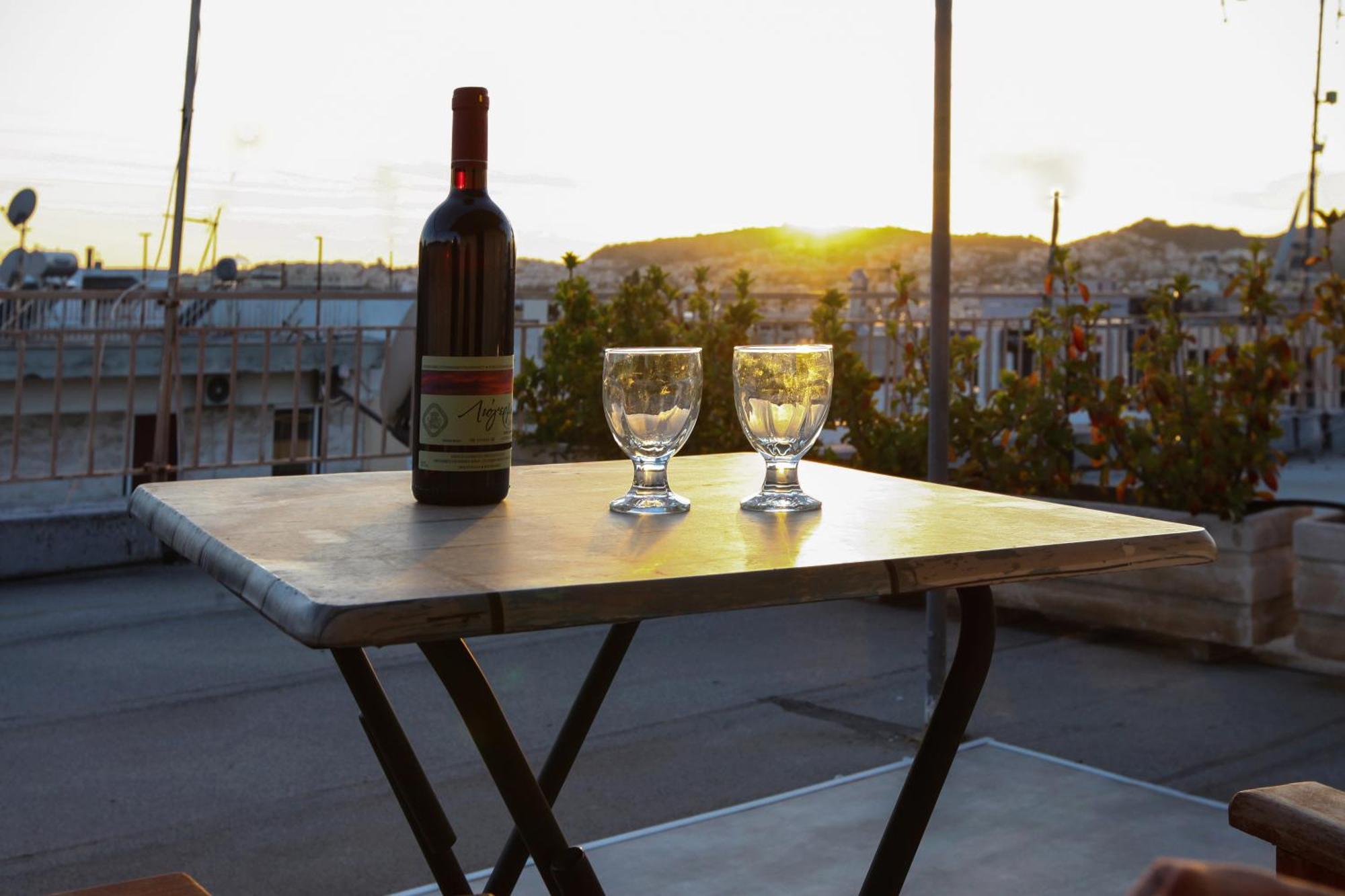 Loft Condo Next To Metro Station. Amazing View! Athen Exterior foto